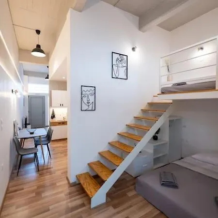 Andriotti Loft Apartment *
