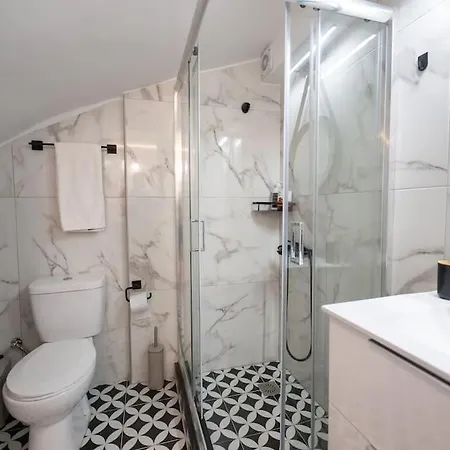 Andriotti Loft Apartment
